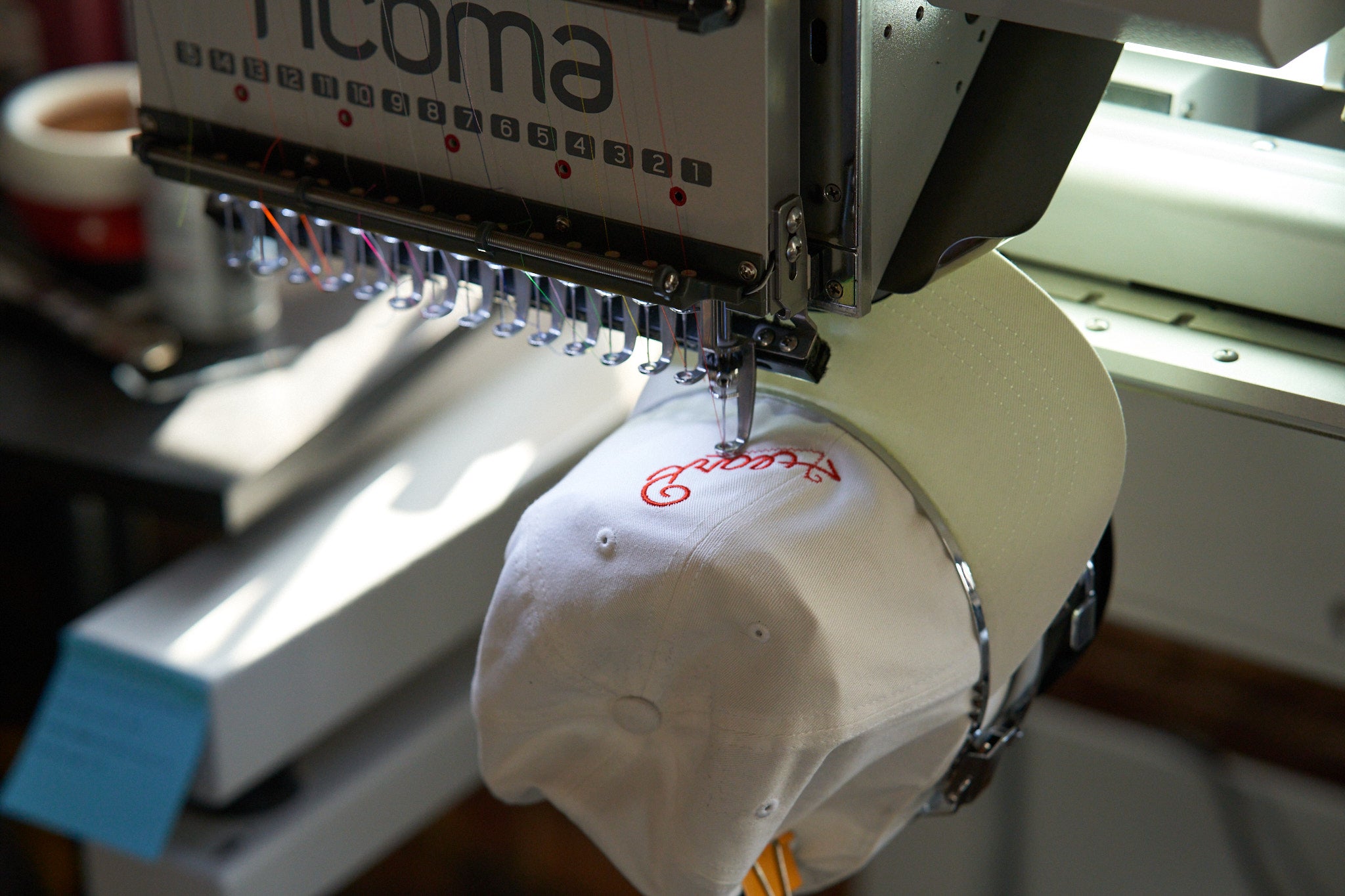 11-04_Embroidery_JPEG_-_compact_web_use_005.jpg
